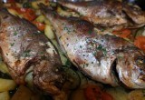 Понравится даже привередливым детям: фаршированная скумбрия с овощами &ndash; всегда получается сочной 
