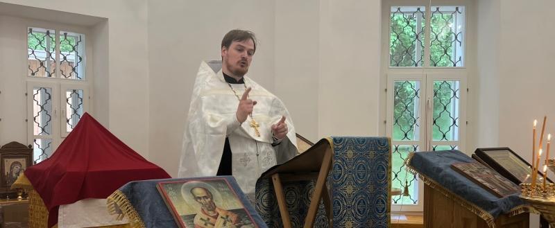 В Вологде провели богослужение с переводом на жестовый язык