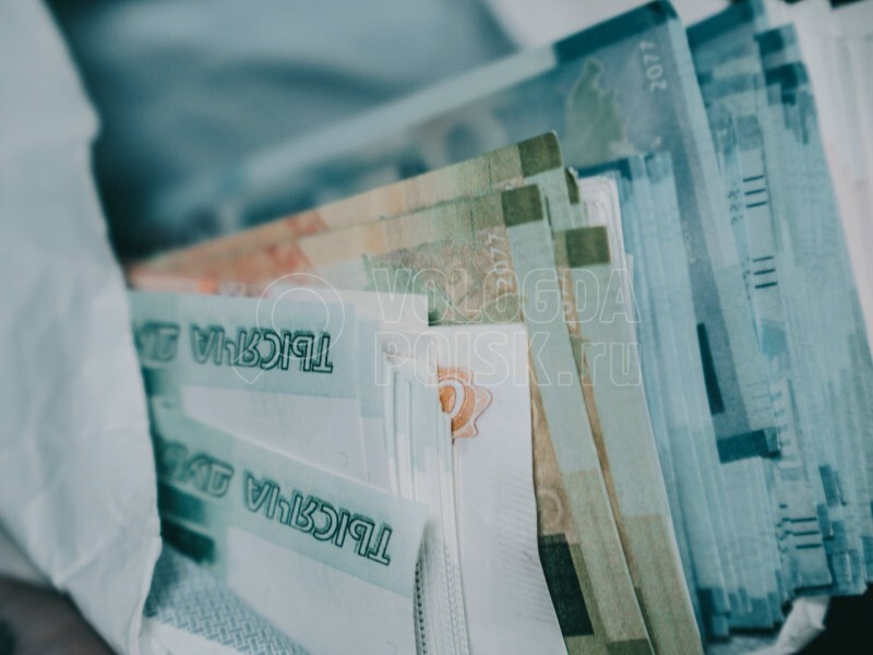 Россияне стали чаще переводить деньги за границу