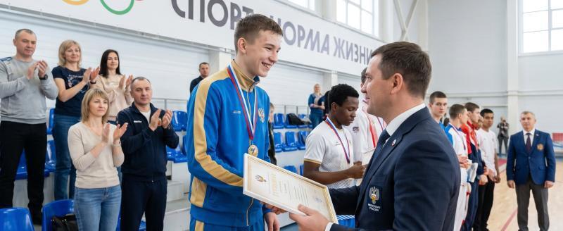 изображение сгенерировано с помощью нейросети