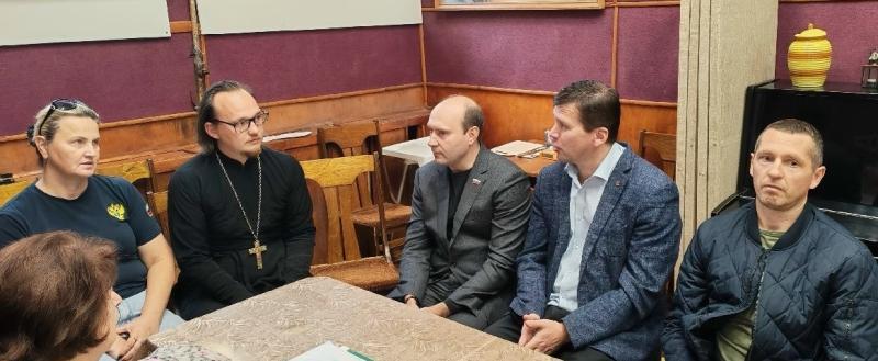 Фото со страницы Анатолия Дианова