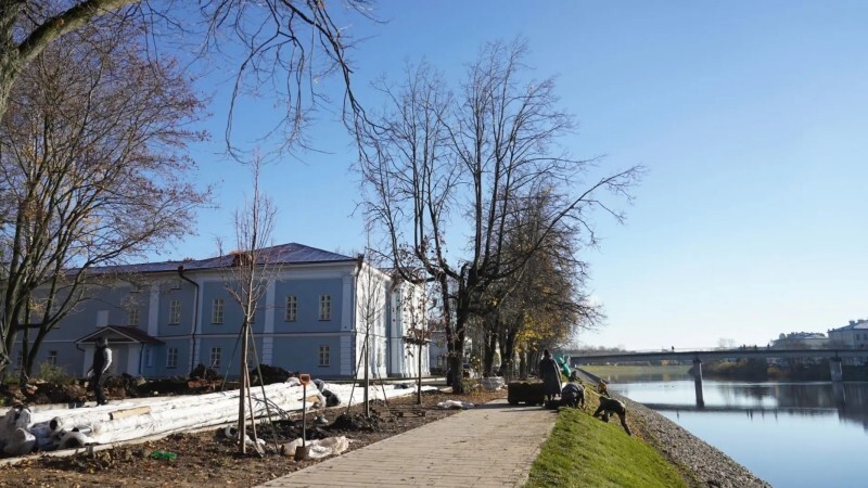 Основные работы по благоустройству набережной Вологды планируется завершить до 1 декабря