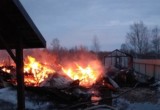 Дом за 3 миллиона рублей сгорел в Череповецком районе (ФОТО) 