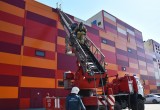 Двух человек эвакуировали сегодня с крыши «Мармелада» в Вологде (ФОТО)