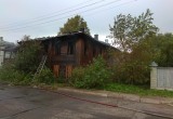 Расселенный дом горел в Вологде: предположительно там неосторожно грелись бомжи (ФОТО,ВИДЕО) 