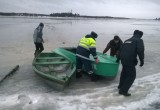 В Вологодской области спасали провалившегося под лед ребенка: Мальчик жив.Спасатели успели вовремя (ФОТО)
