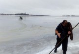 В Вологодской области спасали провалившегося под лед ребенка: Мальчик жив.Спасатели успели вовремя (ФОТО)