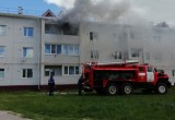 ЧП в сокольской трехэтажке: на пожаре спасли мать и двух детей