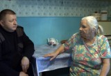 В Соколе женщина подменила пенсионерке все сбережения на "билеты из банка приколов" (ВИДЕО)