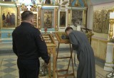 Полицейские вернули в собор похищенную икону Николая Вологодского
