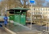 В Вологде приступили к дезинфекции автобусных остановок (ФОТО)