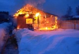 Вологодчина в огне: деревянные дома продолжают гореть дотла, как спички 