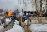 Два человека погибли сегодня утром во время пожара в поселке Вохтога