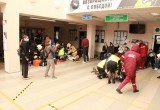 Спецслужбы и авиапредприятие «Северсталь» спасают «пострадавших» в ДТП