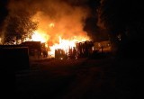 На улице Чехова сгорел деревянный дом, 16 человек остались без крова  