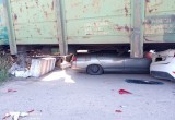 Опубликовано видео обрушения вагонов на автомобили у проходной «Северстали»