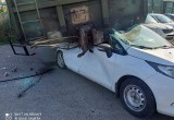 Опубликовано видео обрушения вагонов на автомобили у проходной «Северстали»
