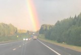 Огромная яркая радуга после дождя порадовала жителей Грязовца  