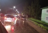 В дождь на ул. Сергея Преминина не разъехались два автомобиля  