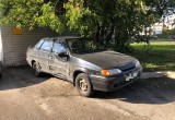 Странный водитель навел суету в Череповце, разбил три машины и попытался сбежать  