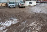 Вологжане жалуются на нерадивых подрядчиков «убивших» двор на Костромской  