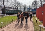 Депутат Марина Денисова поздравила ветеранов и коллектив ВРЗ с Днем Победы