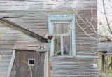 Дом-инвалид на берегу реки Вологды давно пора снести
