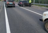 ВАЗ-2114 разорвало пополам на трассе М-8 в Сокольском районе: видео и фото с места ДТП