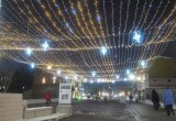 Улицы и площади Вологды украсили к Новому году