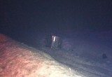 В Вологодской области загнанный водителем УАЗ Патриот решил поваляться в кювете