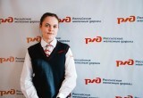 Женщины рабочих профессий - миссия выполнима: Екатерина Парфенова в 21 год работает помощником машиниста электропоезда
