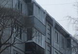 Кошмары на улицах Вологды: сосульки гирляндами свисают с крыш домов практически во всех микрорайонах областного центра