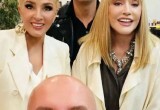 В Сеть попало фото Пугачевой, Галкина* и Вайкуле, сделанное после концерта