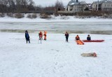 Лед на реке Вологде тает, но вологжан не пугают ни штрафы, ни смерть