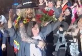 Филипп Киркоров схватил за грудь фанатку на концерте в Красноярске: она осталась довольна (фото)