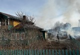 Вологодчина в огне: неизвестный мужчина погиб во время пожара в деревянном доме