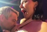 Николай Басков во время концерта поцеловал грудь поклонницы: фото