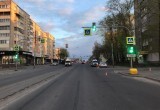 Восстание машин началось в Вологодской области: безумный ВАЗ напал на женщину на Советском проспекте