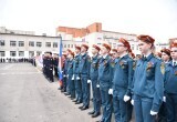 Юнармейцы, кадеты и воспитанники детских садов стали участниками школьного парада в Вологде