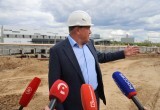 Олег Кувшинников рассказал о сроках строительства поликлиники в микрорайоне Бывалово