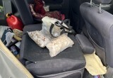 Почти три кило наркотиков нашли вологодские правоохранители в машине у дилера из Костромы