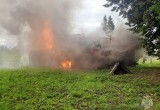 Двое маленьких детей случайно сожгли деревянный дом в Кириллове
