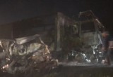 В Вологодской области водитель УАЗа взял на таран фуру на трассе А-119 и чуть не погиб в огне