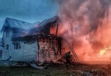 В Вологодской области из-за пожара остались без крыши над головой жители деревни Сметанино