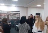 Актер Андрей Мерзликин опоздал на пресс-конференцию в Вологде на полчаса