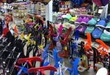 Магазин детских товаров «Глобус»: выбираем санки и снегокаты