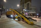 1900 дворников и 115 машин чистят заснеженную  Вологду
