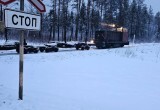 Серьезное ДТП внедорожника и тепловоза в Вологодской области не впечатлило местных жителей