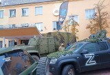 Участники вологодского внедорожного клуба «Вологда 4х4» готовят автомобили и делают дроны и глушилки для СВО
