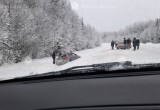 Странное ДТП в Вологодской области: к перевернувшейся машине «забыли» вызвать наряд ГИБДД